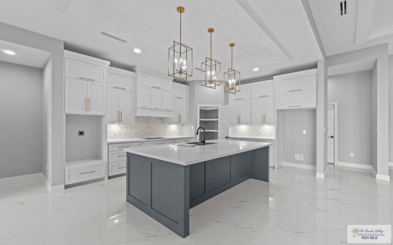 6133 POLANCO DR, BROWNSVILLE, TX 78526, 4 Bedrooms Bedrooms, ,5 BathroomsBathrooms,Residential,For Sale,6133 POLANCO DR,0,29770815