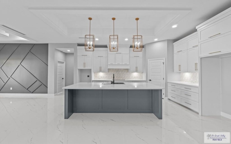 6133 POLANCO DR, BROWNSVILLE, TX 78526, 4 Bedrooms Bedrooms, ,5 BathroomsBathrooms,Residential,For Sale,6133 POLANCO DR,0,29770815