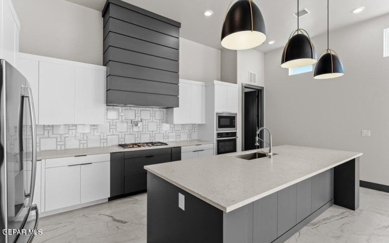 7321 Cimarron Rim Drive, El Paso, TX 79911, 4 Habitaciones Habitaciones , ,3 BañosBaños,Residential,En Venta,7321 Cimarron Rim Drive,0,935532