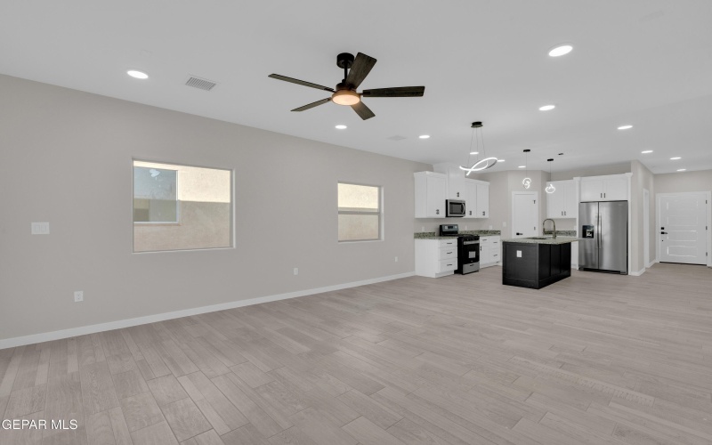 12329 Jack Vowell Way, El Paso, TX 79934, 4 Bedrooms Bedrooms, ,2 BathroomsBathrooms,Residential,For Sale,12329 Jack Vowell Way,0,935542