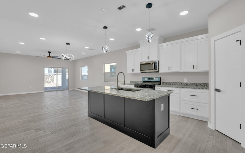 12329 Jack Vowell Way, El Paso, TX 79934, 4 Bedrooms Bedrooms, ,2 BathroomsBathrooms,Residential,For Sale,12329 Jack Vowell Way,0,935542