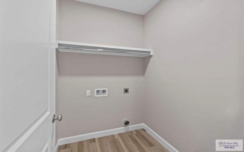 2456 CALLE MORENO, BROWNSVILLE, TX 78521, 3 Bedrooms Bedrooms, ,2 BathroomsBathrooms,Residential,For Sale,2456 CALLE MORENO,0,29769112