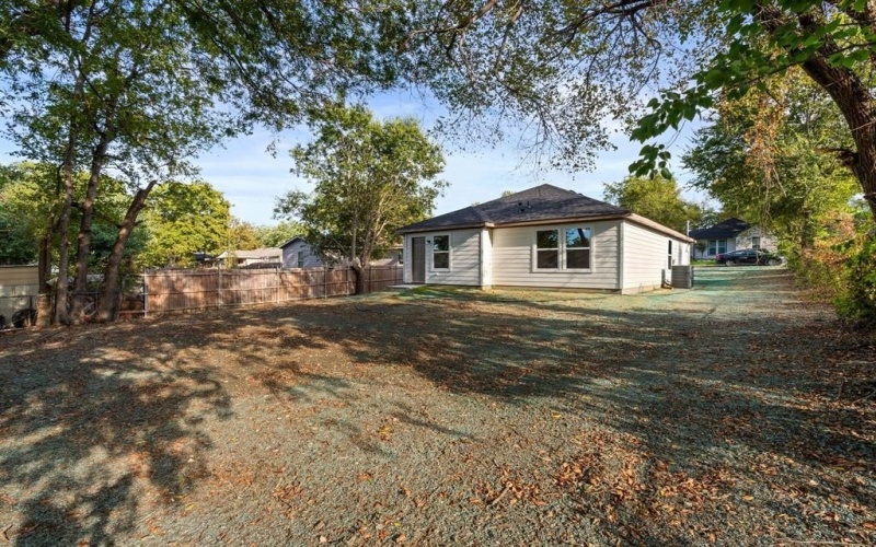 211 Garlock Street, Wilmer, TX 75172, 4 Habitaciones Habitaciones , ,2 BañosBaños,Residential,En Venta,211 Garlock Street,0,21137892