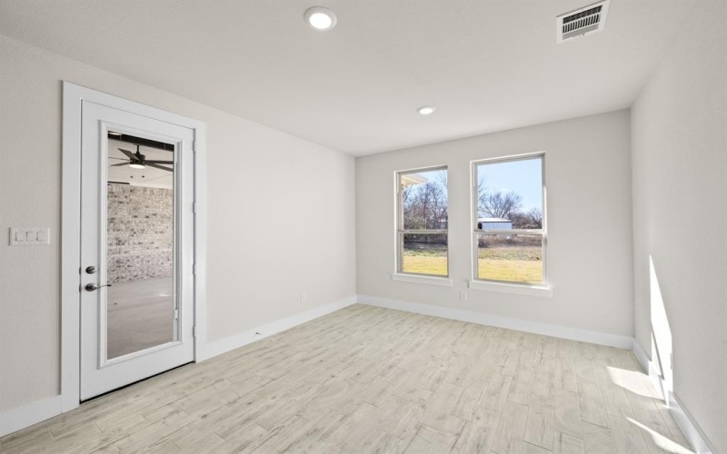 2340 Oak Knoll Drive, Palmer, TX 75152, 5 Habitaciones Habitaciones , ,3 BañosBaños,Residential,En Venta,2340 Oak Knoll Drive,0,21138312