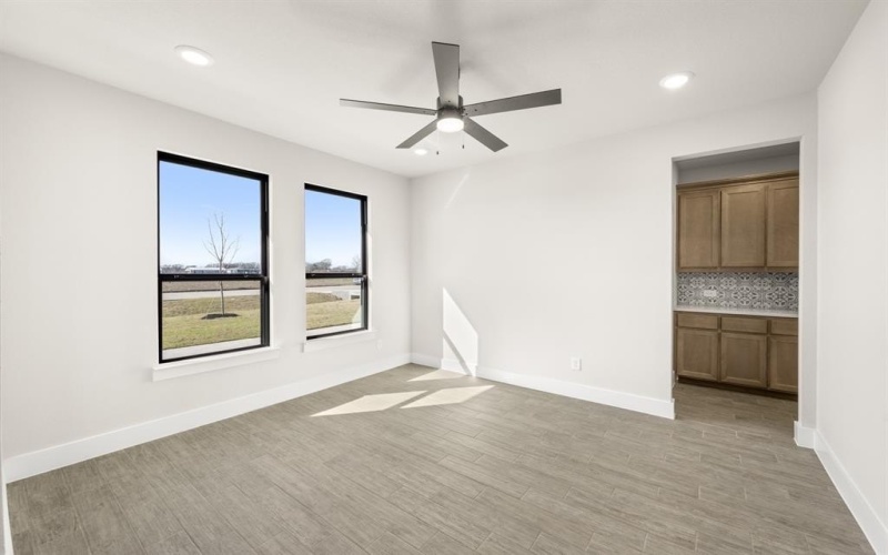 2301 Maywood Lane, Palmer, TX 75152, 5 Bedrooms Bedrooms, ,3 BathroomsBathrooms,Residential,For Sale,2301 Maywood Lane,0,21138315