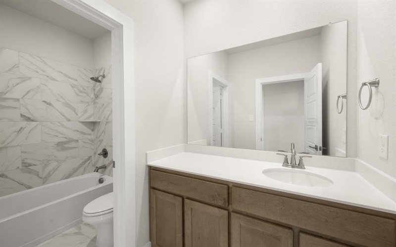 2301 Maywood Lane, Palmer, TX 75152, 5 Bedrooms Bedrooms, ,3 BathroomsBathrooms,Residential,For Sale,2301 Maywood Lane,0,21138315