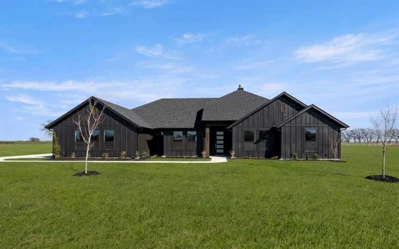 2301 Maywood Lane, Palmer, TX 75152, 5 Bedrooms Bedrooms, ,3 BathroomsBathrooms,Residential,For Sale,2301 Maywood Lane,0,21138315