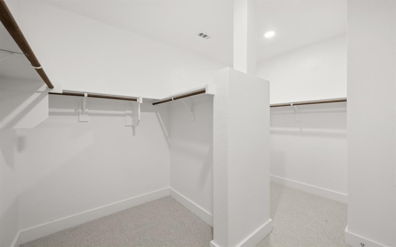 2301 Maywood Lane, Palmer, TX 75152, 5 Bedrooms Bedrooms, ,3 BathroomsBathrooms,Residential,For Sale,2301 Maywood Lane,0,21138315