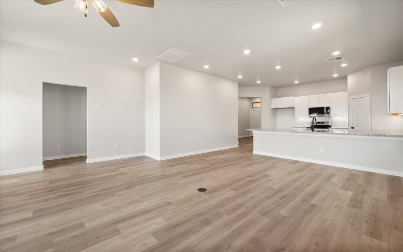 3103 140th Street, Lubbock, TX 79423, 3 Habitaciones Habitaciones , ,2 BañosBaños,Residential,En Venta,3103 140th Street,202551252