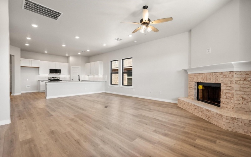 3103 140th Street, Lubbock, TX 79423, 3 Habitaciones Habitaciones , ,2 BañosBaños,Residential,En Venta,3103 140th Street,202551252
