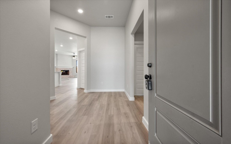 3103 140th Street, Lubbock, TX 79423, 3 Habitaciones Habitaciones , ,2 BañosBaños,Residential,En Venta,3103 140th Street,202551252