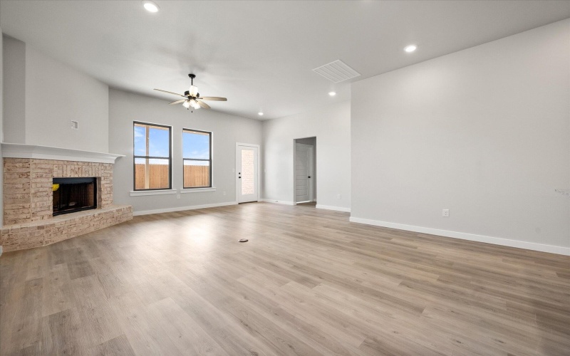 3103 140th Street, Lubbock, TX 79423, 3 Habitaciones Habitaciones , ,2 BañosBaños,Residential,En Venta,3103 140th Street,202551252
