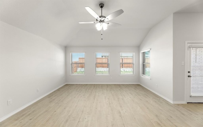 116 Coyote Circle, Terrell, TX 75160, 3 Habitaciones Habitaciones , ,2 BañosBaños,Residential,En Venta,116 Coyote Circle,0,21138321