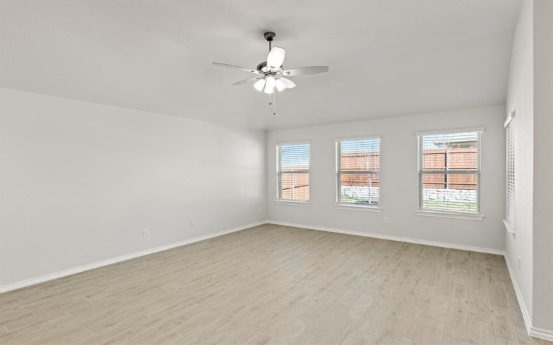 116 Coyote Circle, Terrell, TX 75160, 3 Habitaciones Habitaciones , ,2 BañosBaños,Residential,En Venta,116 Coyote Circle,0,21138321