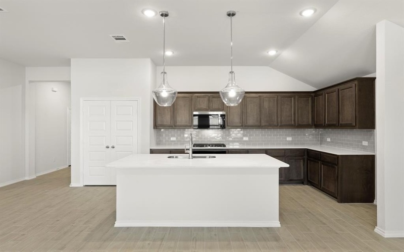 116 Coyote Circle, Terrell, TX 75160, 3 Habitaciones Habitaciones , ,2 BañosBaños,Residential,En Venta,116 Coyote Circle,0,21138321