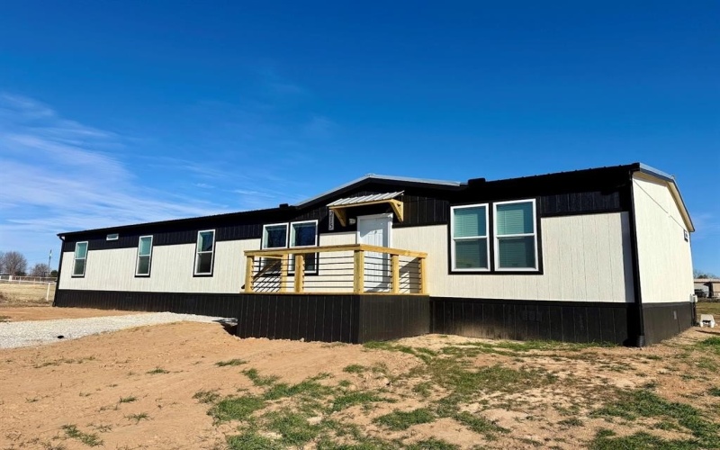 215 Salt Grass Circle, Poolville, TX 76487, 5 Bedrooms Bedrooms, ,3 BathroomsBathrooms,Residential,For Sale,215 Salt Grass Circle,0,21138363