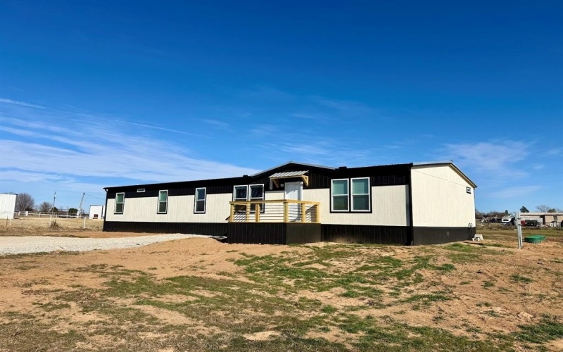 215 Salt Grass Circle, Poolville, TX 76487, 5 Bedrooms Bedrooms, ,3 BathroomsBathrooms,Residential,For Sale,215 Salt Grass Circle,0,21138363