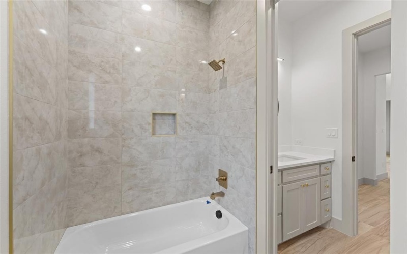 14120 Park Way, Log Cabin, TX 75148, 5 Bedrooms Bedrooms, ,3 BathroomsBathrooms,Residential,For Sale,14120 Park Way,0,21138626