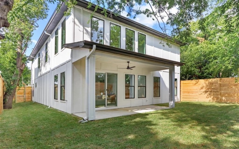 1958 Toronto Street, Dallas, TX 75212, 4 Habitaciones Habitaciones , ,3 BañosBaños,Residential,En Venta,1958 Toronto Street,0,21138654