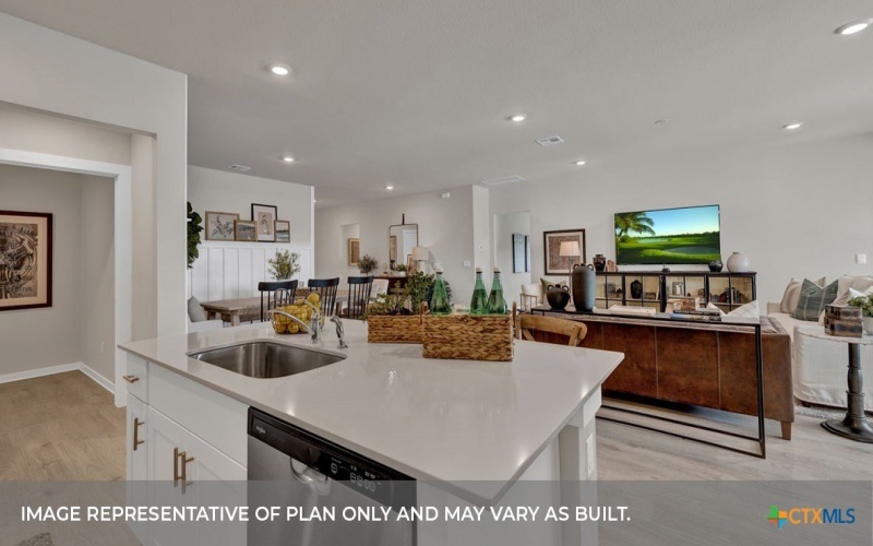 484 KOLBO CROSSING COVE Drive, Lockhart, TX 78644, 5 Habitaciones Habitaciones , ,3 BañosBaños,Residential,En Venta,484 KOLBO CROSSING COVE Drive,0,600611