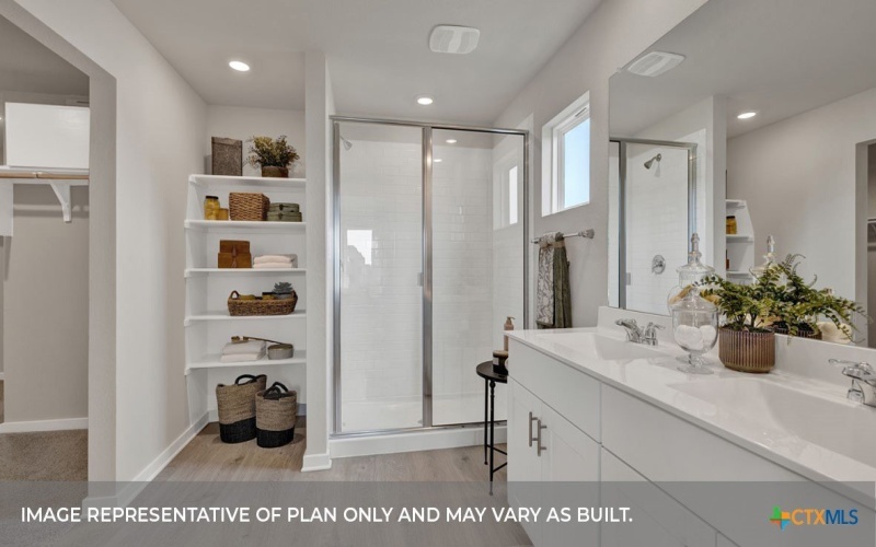 484 KOLBO CROSSING COVE Drive, Lockhart, TX 78644, 5 Habitaciones Habitaciones , ,3 BañosBaños,Residential,En Venta,484 KOLBO CROSSING COVE Drive,0,600611