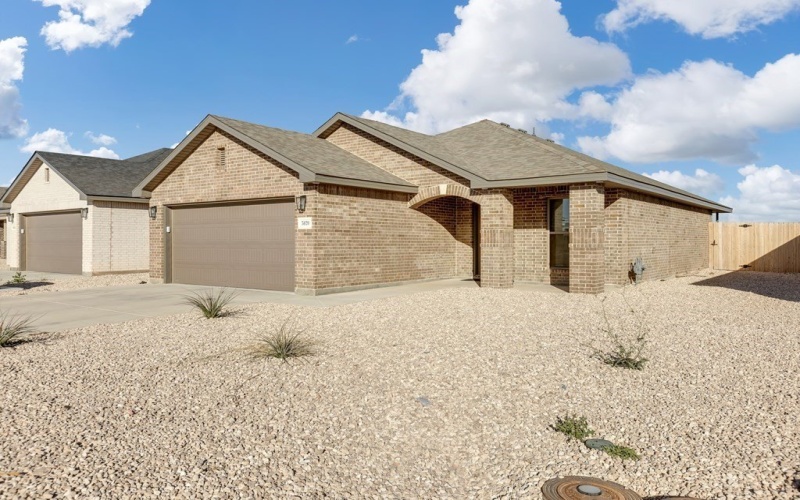 5820 Kingsville, Midland, TX 79705, 3 Habitaciones Habitaciones , ,2 BañosBaños,Residential,En Venta,5820 Kingsville,0,50087623