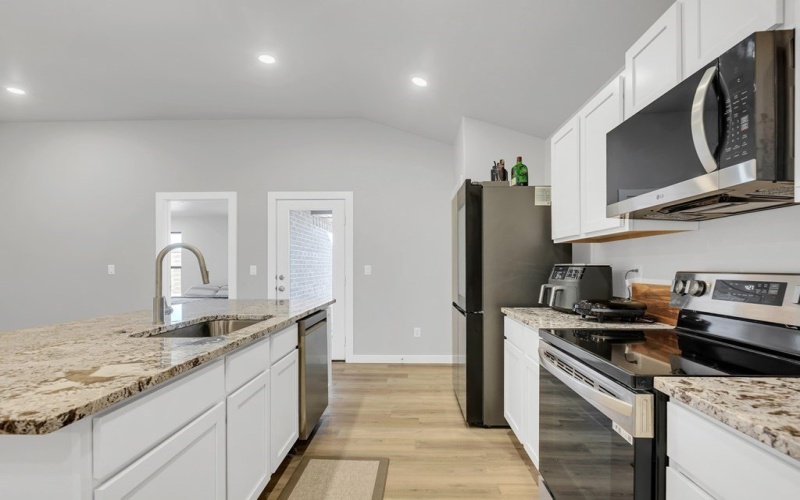 5820 Kingsville, Midland, TX 79705, 3 Habitaciones Habitaciones , ,2 BañosBaños,Residential,En Venta,5820 Kingsville,0,50087623