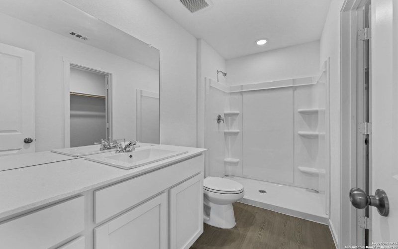 7246 Brownleaf Dr, San Antonio, TX 78227, 3 Bedrooms Bedrooms, ,2 BathroomsBathrooms,Residential,For Sale,7246 Brownleaf Dr,0,1930175