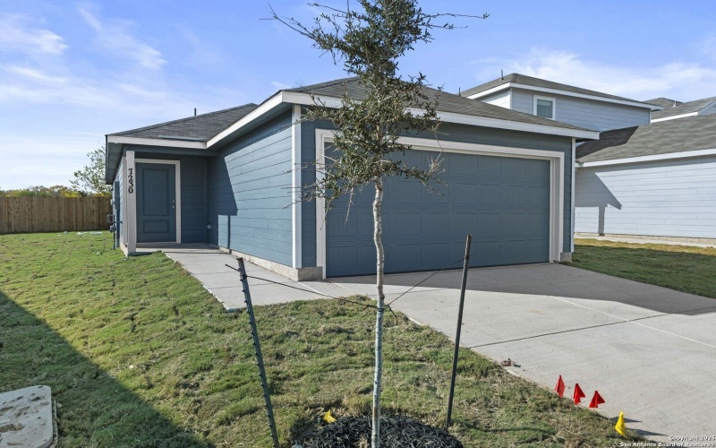 7230 Brownleaf Dr, San Antonio, TX 78227, 3 Bedrooms Bedrooms, ,2 BathroomsBathrooms,Residential,For Sale,7230 Brownleaf Dr,0,1930177