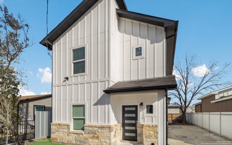 153 Stribling, San Antonio, TX 78204, 4 Bedrooms Bedrooms, ,2 BathroomsBathrooms,Residential,For Sale,153 Stribling,0,1930201