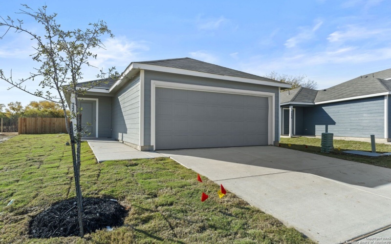 7226 Brownleaf dr, San Antonio, TX 78227, 3 Habitaciones Habitaciones , ,2 BañosBaños,Residential,En Venta,7226 Brownleaf dr,0,1930217