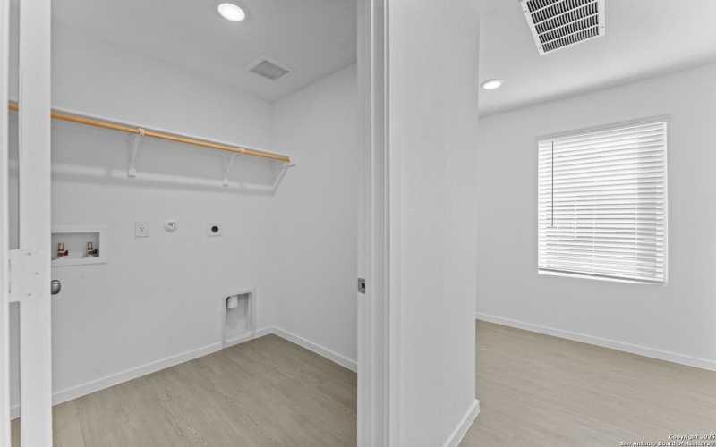 7226 Brownleaf dr, San Antonio, TX 78227, 3 Habitaciones Habitaciones , ,2 BañosBaños,Residential,En Venta,7226 Brownleaf dr,0,1930217