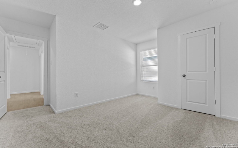 7242 Brownleaf dr, San Antonio, TX 78227, 4 Bedrooms Bedrooms, ,2 BathroomsBathrooms,Residential,For Sale,7242 Brownleaf dr,0,1930220