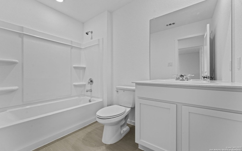 7242 Brownleaf dr, San Antonio, TX 78227, 4 Bedrooms Bedrooms, ,2 BathroomsBathrooms,Residential,For Sale,7242 Brownleaf dr,0,1930220