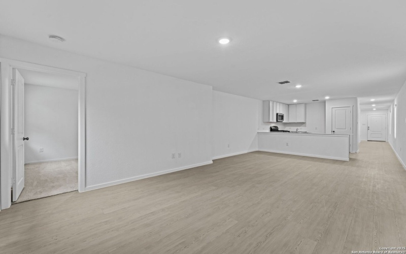 7250 Brownleaf dr, San Antonio, TX 78227, 4 Bedrooms Bedrooms, ,2 BathroomsBathrooms,Residential,For Sale,7250 Brownleaf dr,0,1930225