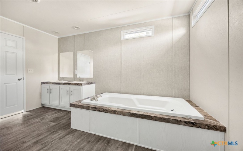 613 County Road 3376, Kempner, TX 76539, 3 Habitaciones Habitaciones , ,2 BañosBaños,Residential,En Venta,613 County Road 3376,0,600615