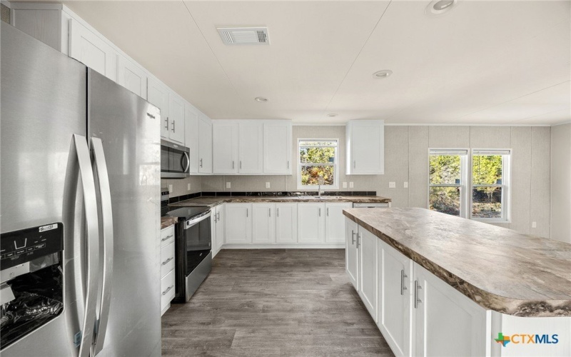 613 County Road 3376, Kempner, TX 76539, 3 Habitaciones Habitaciones , ,2 BañosBaños,Residential,En Venta,613 County Road 3376,0,600615