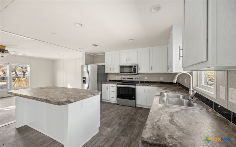 613 County Road 3376, Kempner, TX 76539, 3 Habitaciones Habitaciones , ,2 BañosBaños,Residential,En Venta,613 County Road 3376,0,600615