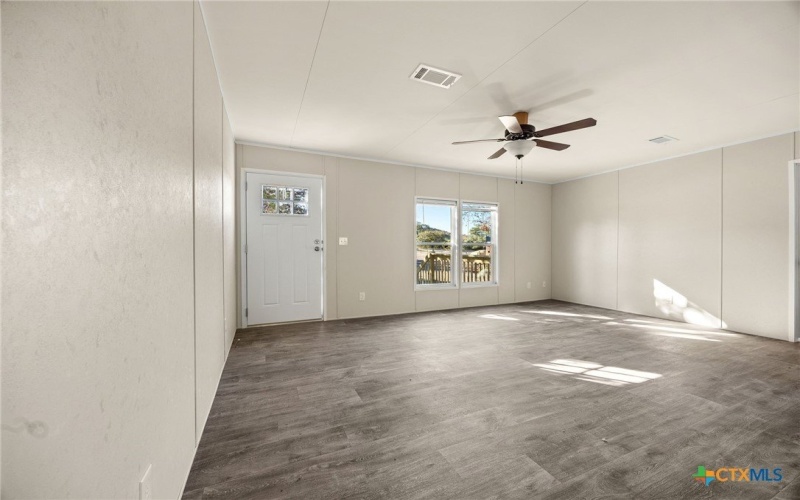 613 County Road 3376, Kempner, TX 76539, 3 Habitaciones Habitaciones , ,2 BañosBaños,Residential,En Venta,613 County Road 3376,0,600615