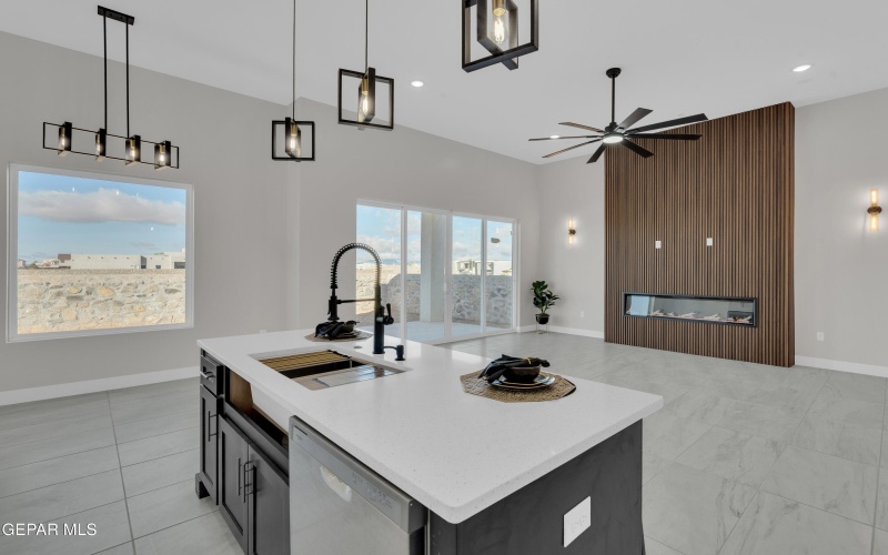 1353 Costanzo Place, El Paso, TX 79928, 4 Habitaciones Habitaciones , ,2 BañosBaños,Residential,En Venta,1353 Costanzo Place,0,935564