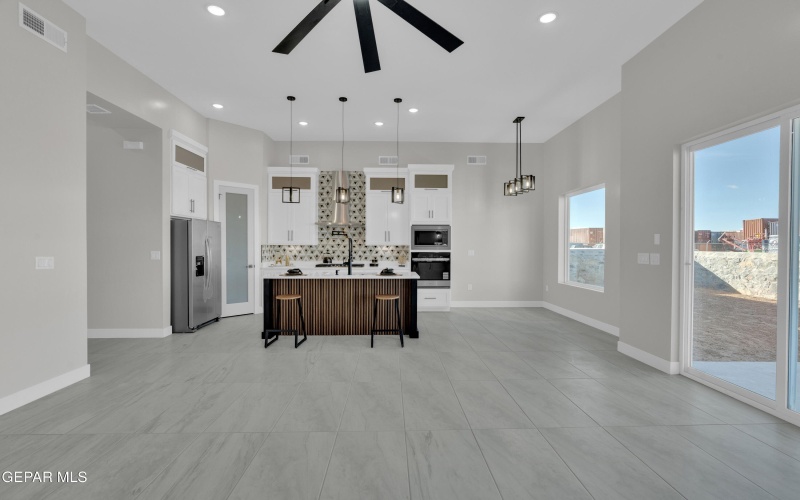 1353 Costanzo Place, El Paso, TX 79928, 4 Habitaciones Habitaciones , ,2 BañosBaños,Residential,En Venta,1353 Costanzo Place,0,935564