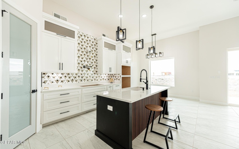 1353 Costanzo Place, El Paso, TX 79928, 4 Habitaciones Habitaciones , ,2 BañosBaños,Residential,En Venta,1353 Costanzo Place,0,935564