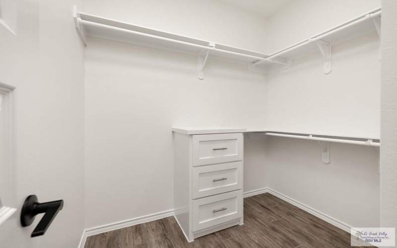 505 N SOPHIA ST, ELSA, TX 78543, 3 Habitaciones Habitaciones , ,2 BañosBaños,Residential,En Venta,505 N SOPHIA ST,0,29769618