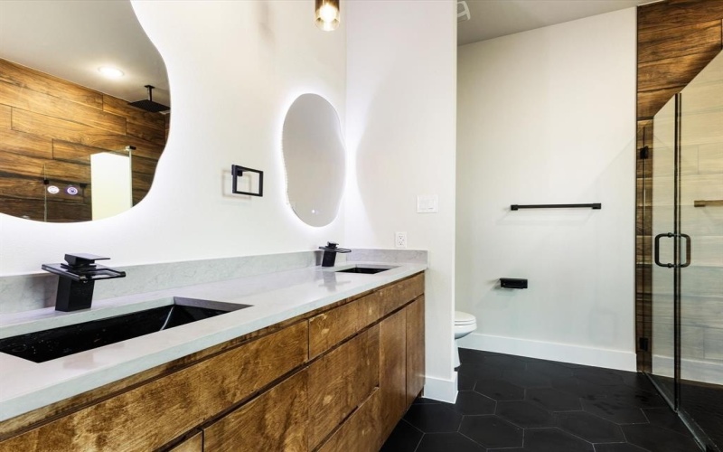 5018 Point Lavista, Malakoff, TX 75148, 3 Habitaciones Habitaciones , ,2 BañosBaños,Residential,En Venta,5018 Point Lavista,0,21138698