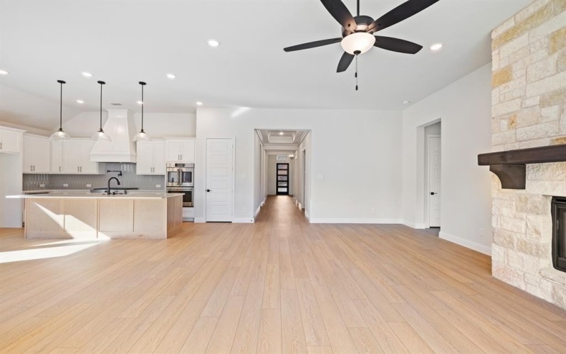 2814 Burnely, Celina, TX 75009, 4 Habitaciones Habitaciones , ,3 BañosBaños,Residential,En Venta,2814 Burnely,0,21138710