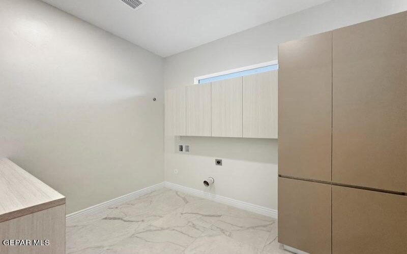 11345 ARDELLE Avenue, El Paso, TX 79936, 4 Habitaciones Habitaciones , ,3 BañosBaños,Residential,En Venta,11345 ARDELLE Avenue,0,934005