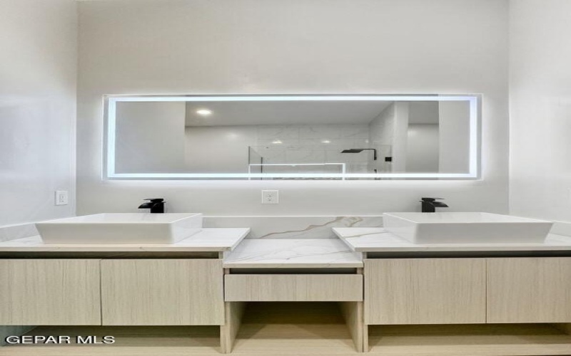 11345 ARDELLE Avenue, El Paso, TX 79936, 4 Habitaciones Habitaciones , ,3 BañosBaños,Residential,En Venta,11345 ARDELLE Avenue,0,934005