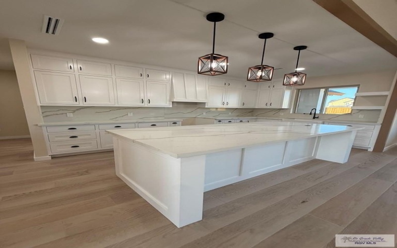 6107 WEST PALM ST, BROWNSVILLE, TX 78526, 3 Habitaciones Habitaciones , ,2 BañosBaños,Residential,En Venta,6107 WEST PALM ST,0,29767444