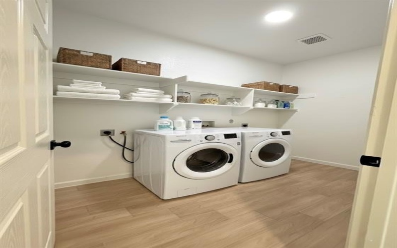 2864 Burchill Road, Fort Worth, TX 76105, 3 Habitaciones Habitaciones , ,2 BañosBaños,Residential,En Venta,2864 Burchill Road,0,21138467