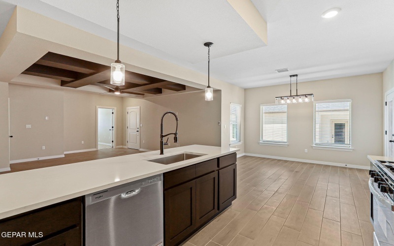 15029 RESOLVE Drive, El Paso, TX 79938, 4 Habitaciones Habitaciones , ,1 BañoBaños,Residential,En Venta,15029 RESOLVE Drive,0,935590